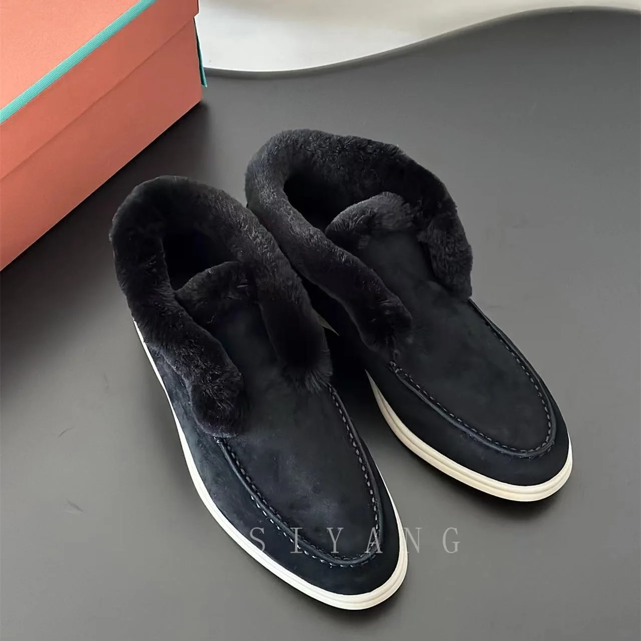 Winter Unisex Warm Casual Shoes, Solid Colour Leather Non-slip Fur Integrated Flat Shoes, Daily Christmas out Wear