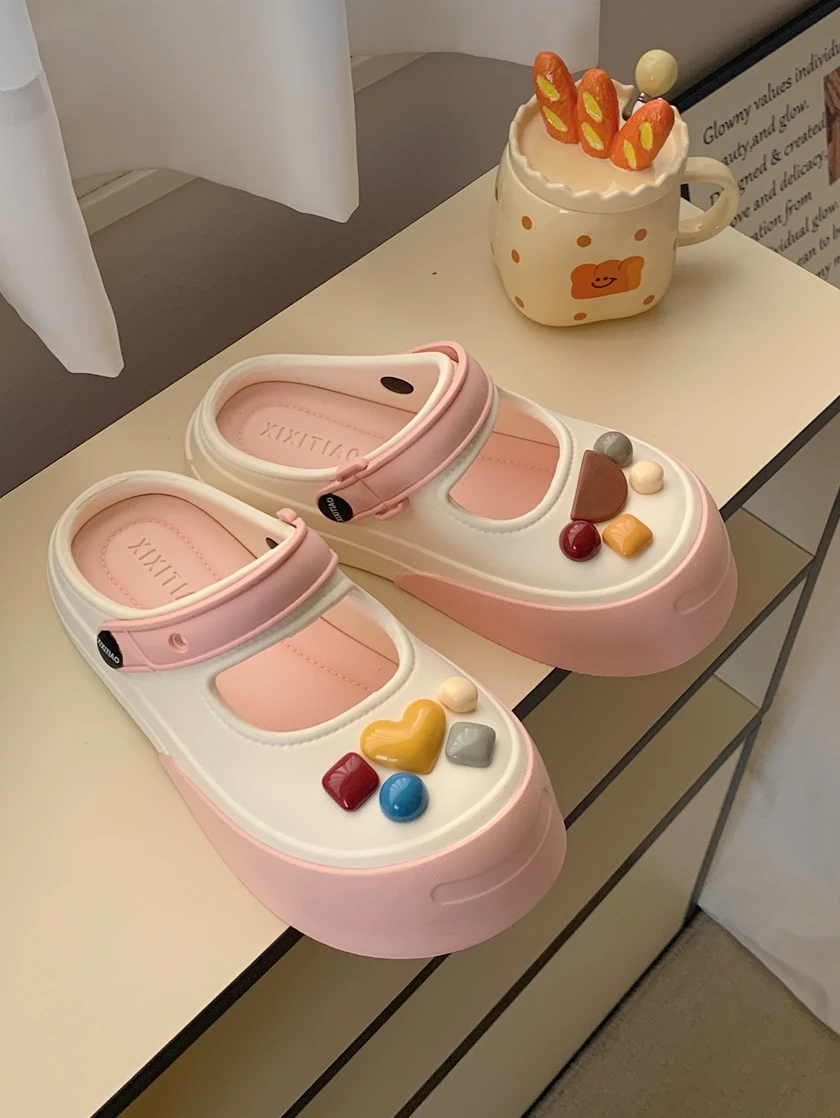 Fashionable Retro Geometric Heart Shaped Button Spliced Color Summer Women's Mary Jane Clog Shoes Hollow out Design Daily Wear