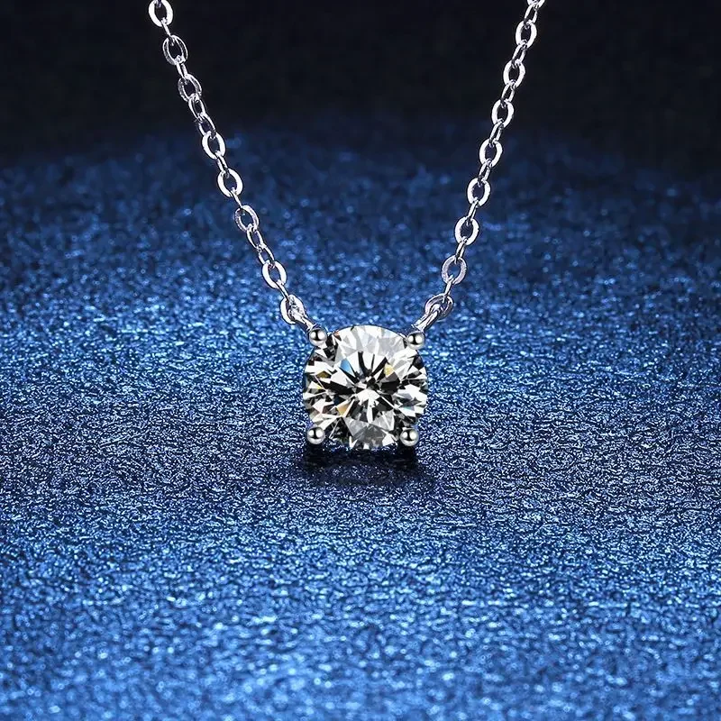 Luxury Platinum PT950 D Color 1 Carat Classic Four Claw Mosonite Pendant Necklace Wedding Gift Anniversary Gift