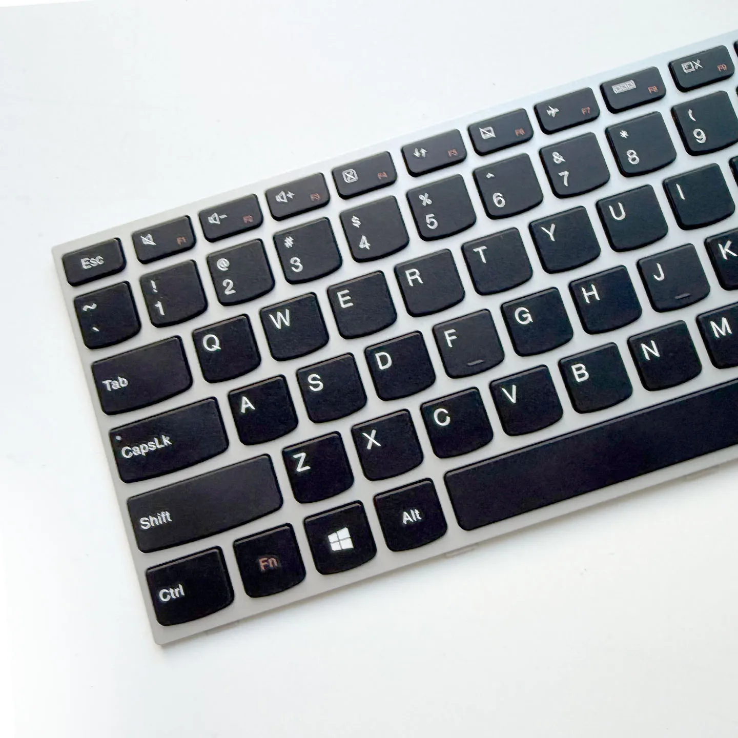 Immagine 5: Accessori e Ricambi per Tastiera Notebook: Poggiapolsi e Telaio per Computer Compatibili con G40-80, B40-30, Z40, Z41-70M, N40-70, B41-35, V1000