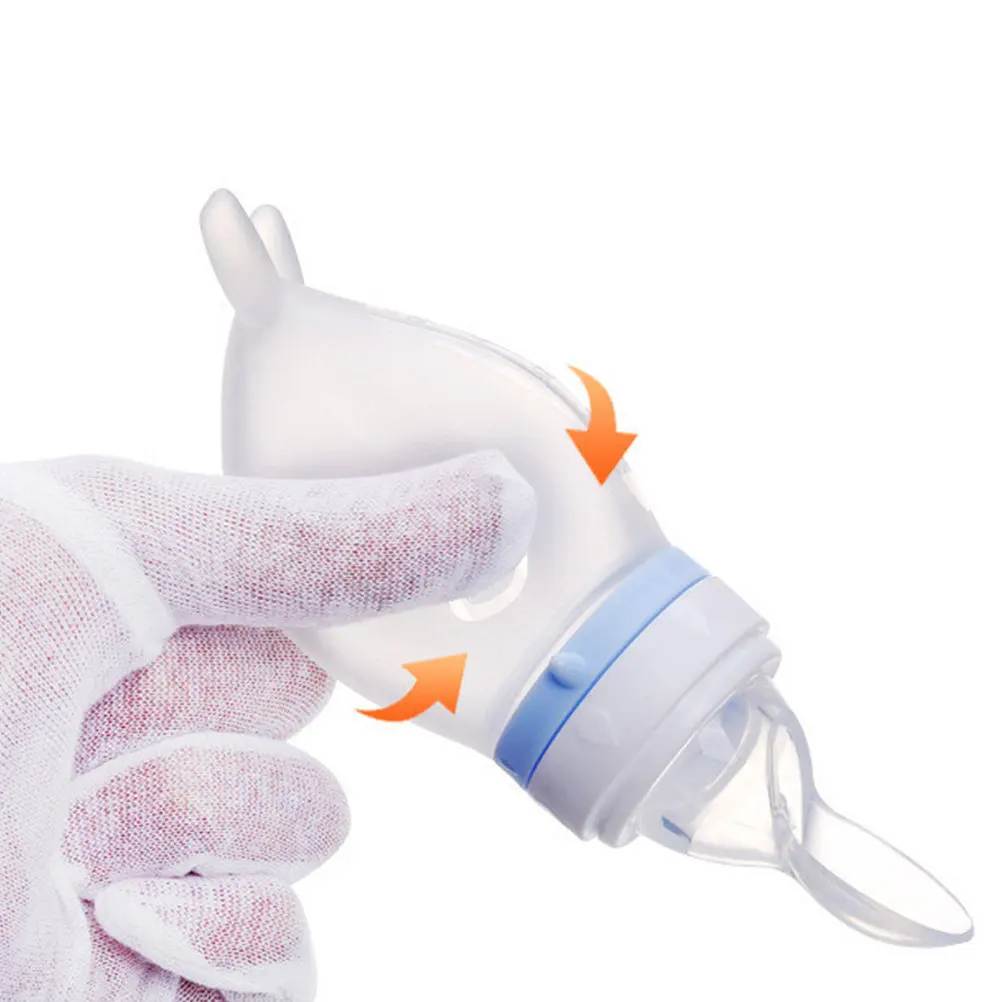 

Силиконовая ложка-бутылочка для кормления младенцев, портативная, легкая, компактная, легко моется, с подставкой – для капризных малышей