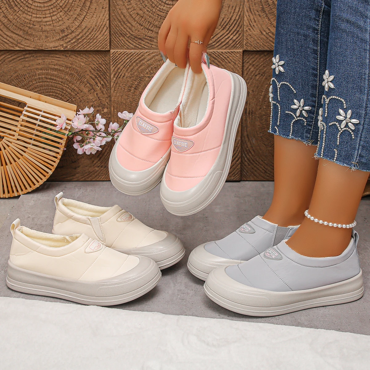 

2025 New Women Snow Boots Warm Platform Cotton Designer Shoes Women Non-slip Comfortable Slip on Ankle Boots Zapatos De Mujer