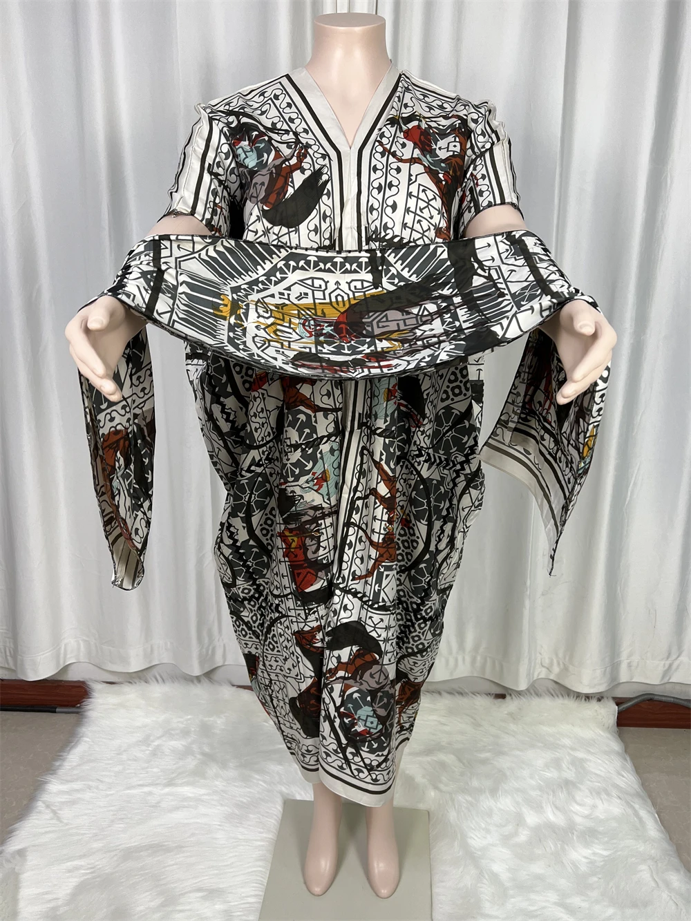 

2024 Saudi Arabian African Scarf Loose Print Silk Maxi Dress Summer Beach Bohemian Robe Short Sleeve Kaftan Kimono Swimwear B15