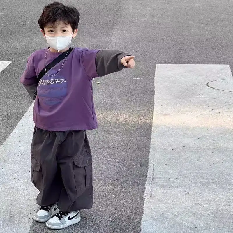 

Children's Set Spring and Autumn 2025 New Boys' Printed T-shirt Solid Color Casual Pants Two Piece Set 90-150cm