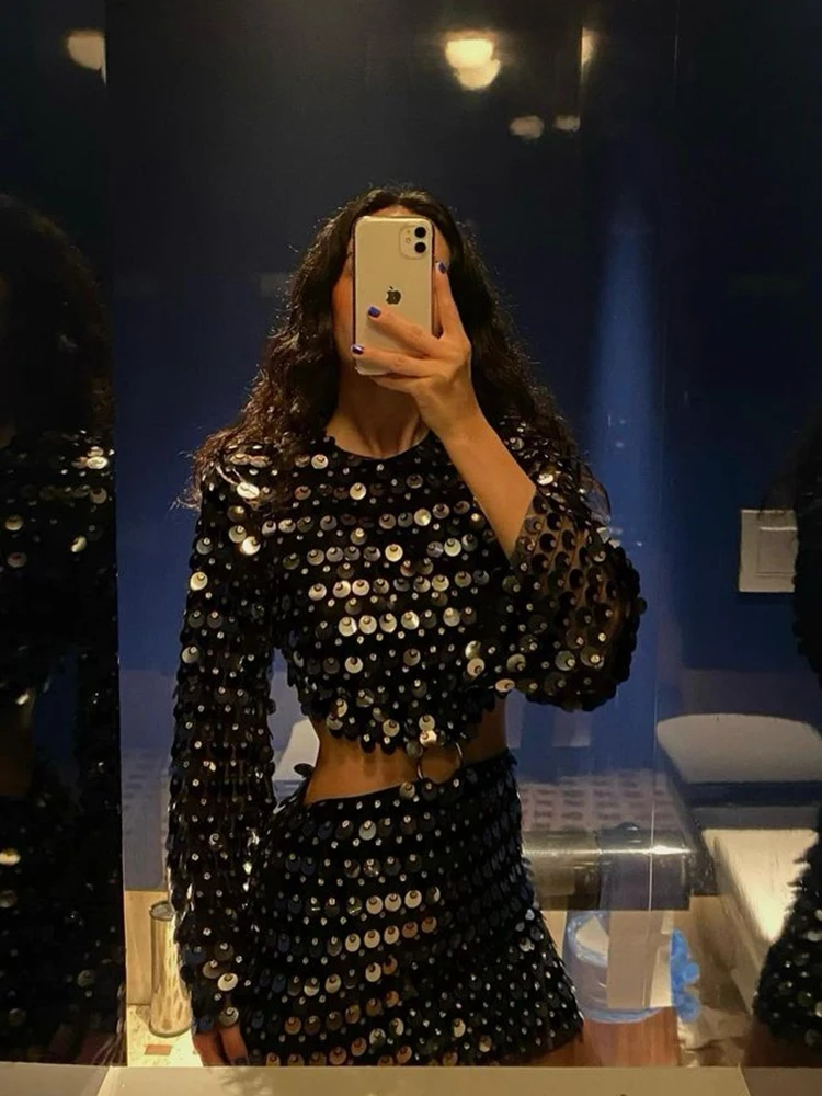Cekiny Wydrążona Mini Sukienka Kobieta Moda Długi Rozkloszowany Rękaw Slim Glitter Sukienki High Street Wieczór Party Club Mini Vestido
