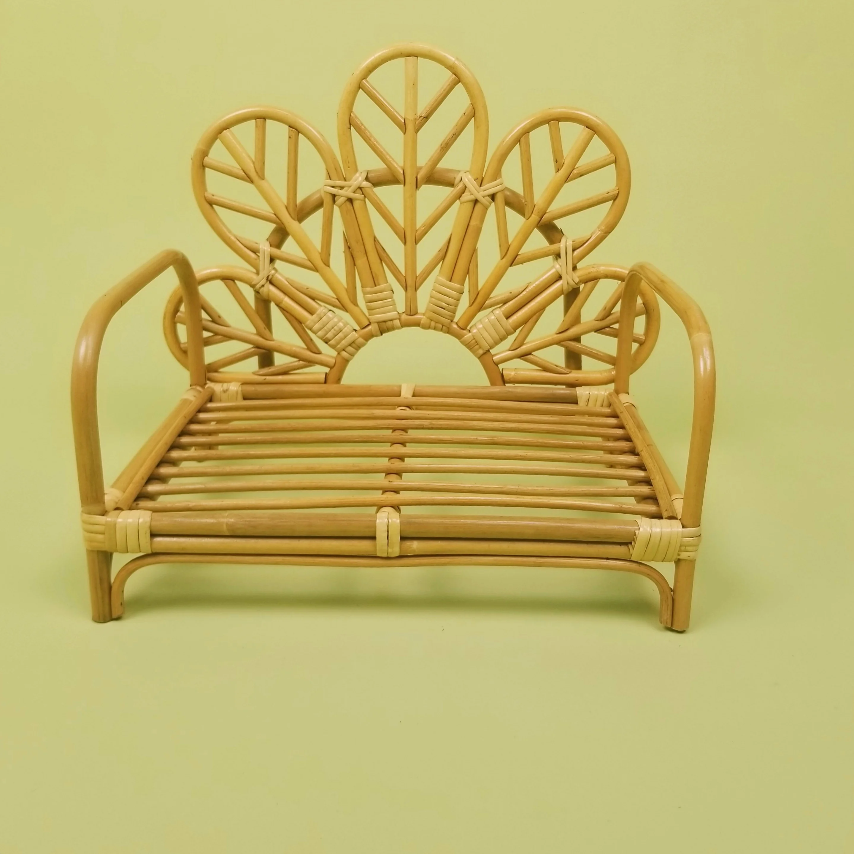 Newborn Photography Props Baby Flower Bench Boy or Girl Photoshoot Props Baby Furniture Baby Bed Rattan Basket Photo Accessories