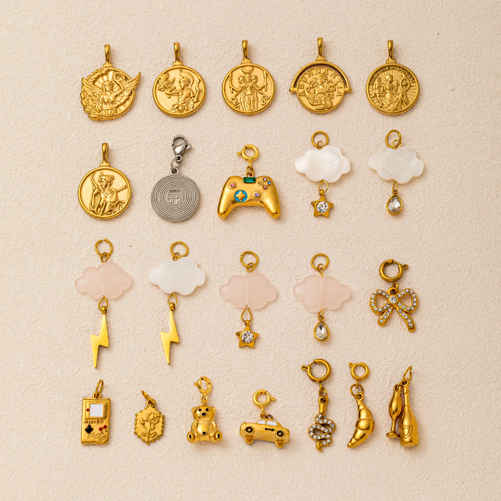 Stainless steel 18K gold-plated pendant jewelry DIY necklace bracelet making twelve zodiac cloud star retro jewelry accessories