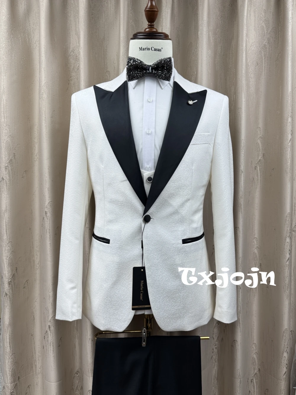 

White Jacquard Men's Slim Fit Suits 3 Pieces Engagement Banquet Outfit 2026 New Autumn Long Sleeved Suit Set Dancing Wear S-3XL
