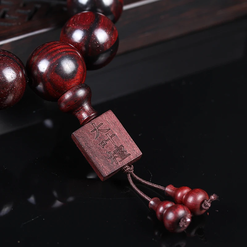 Big Leaf Red Sandalwood Seiko Boutique Small Hole Buddha Beads Wenwan Bracelet Old Materials