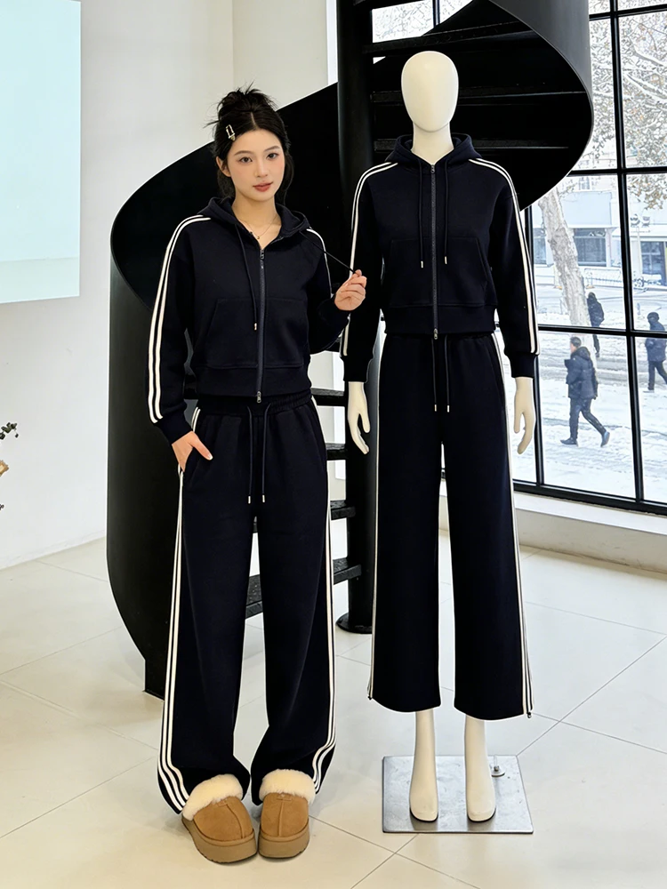 

Korean Design ort Striped Sweatirt Set Women Spring 2026 Faion Wide Leg Pants Two Piece Set Comfortable Regular Fit