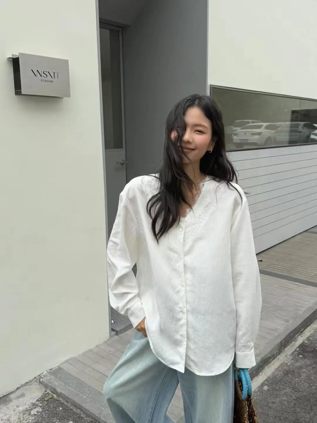 

SEVEN7JIA Lace Decorated V-Neck Long Sleeve Women's Shirt Spring Summer 2026 New Style Commute Korean Style Straight Cut