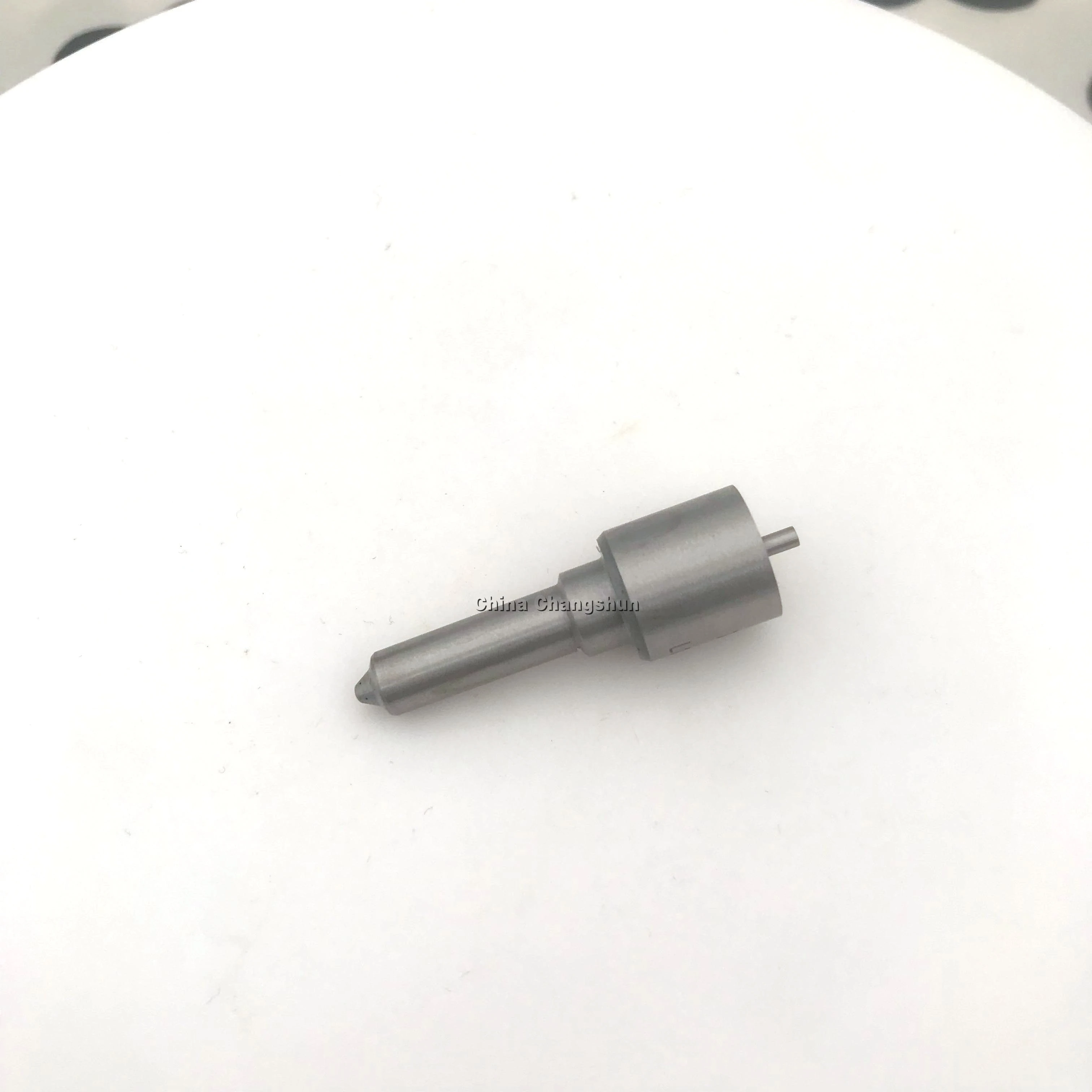 Changshun Diesel Common Rail Injector Nozzle DLLA142P2262 is Application for the Cummins Fuel Injector 0445120289