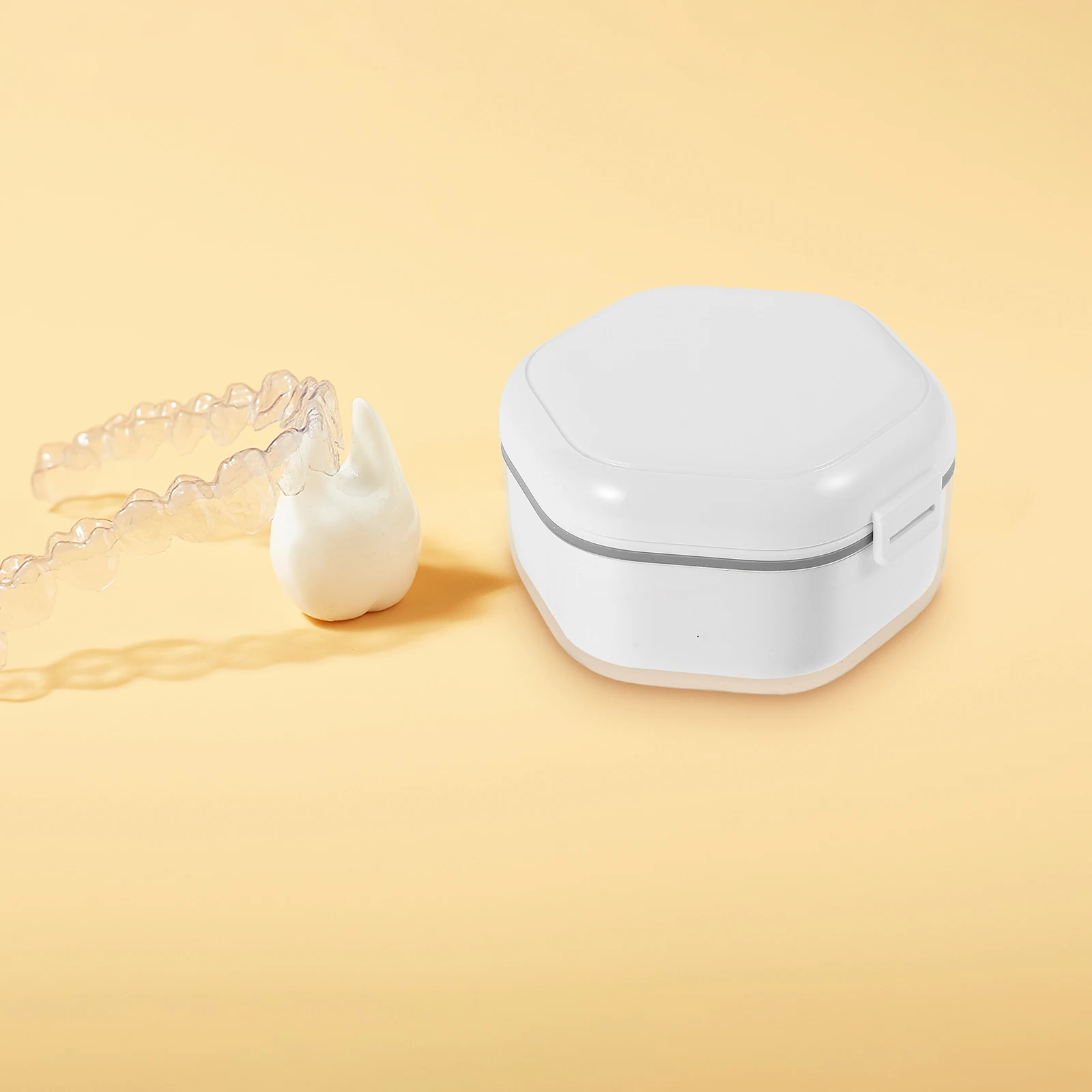 

Plastic Teeth Storage Case Mouth Protection Denture White Maintenance Portable Holder