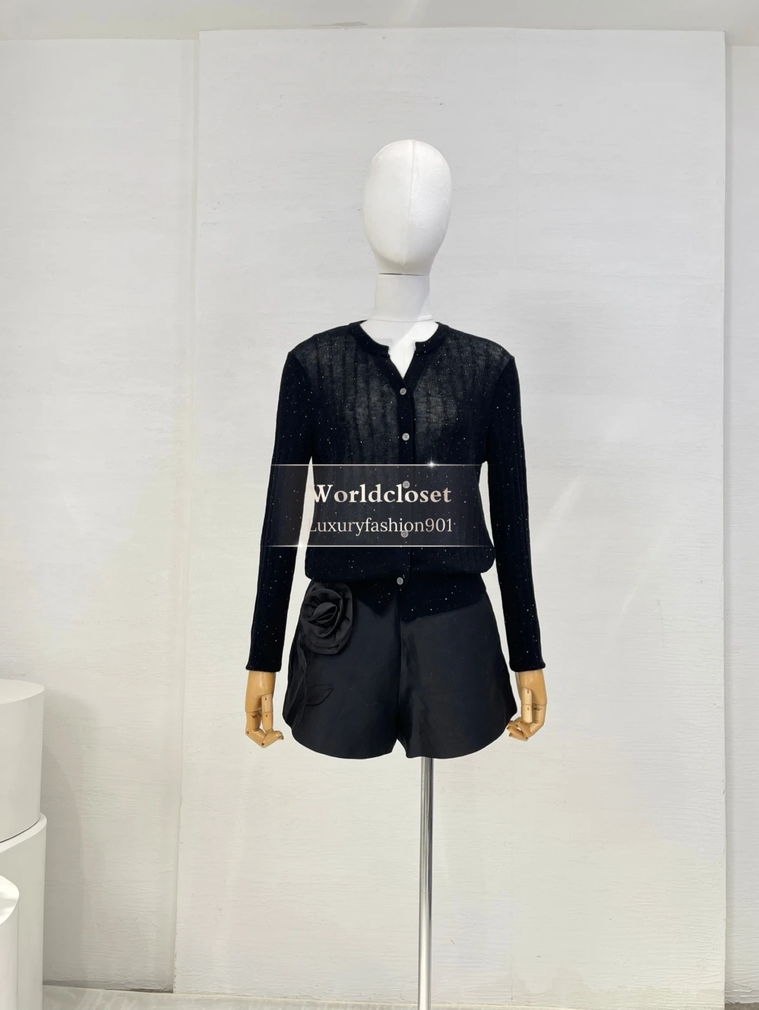 

Черные вязаные кардиганы из пряжи с длинными рукавами