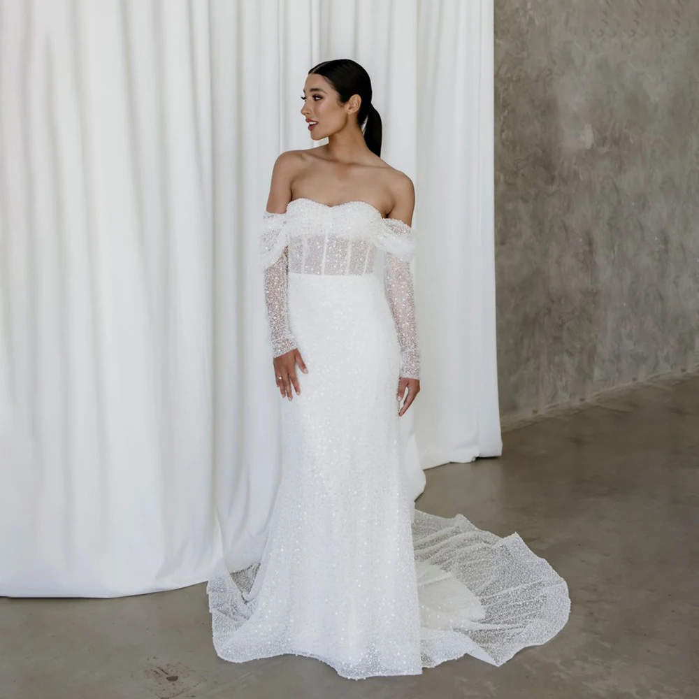 

Sweetheart Collar Pleated Shiny Wedding Dress Backless Sheath Court Wedding Gown with Long Sleeve for Women vestido de noiva