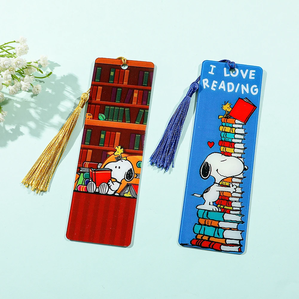 1pc Cute Cartoon Snoopy Book Mark Acrylic Bookmark with Tassel for Anime Fans Collection, Holiday Gift Reading Marker Stationery