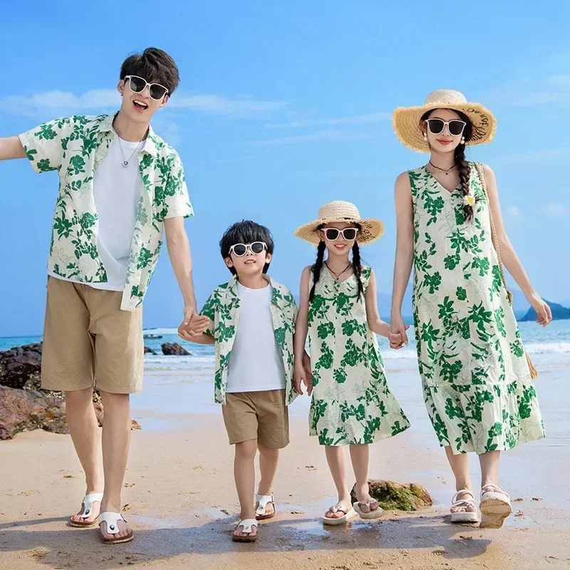 Resort Vacation Look Parent-child Clothes Family Matching Beach Couple Clothing Mom Daughter Green Dress Dad Son Outfits Sets