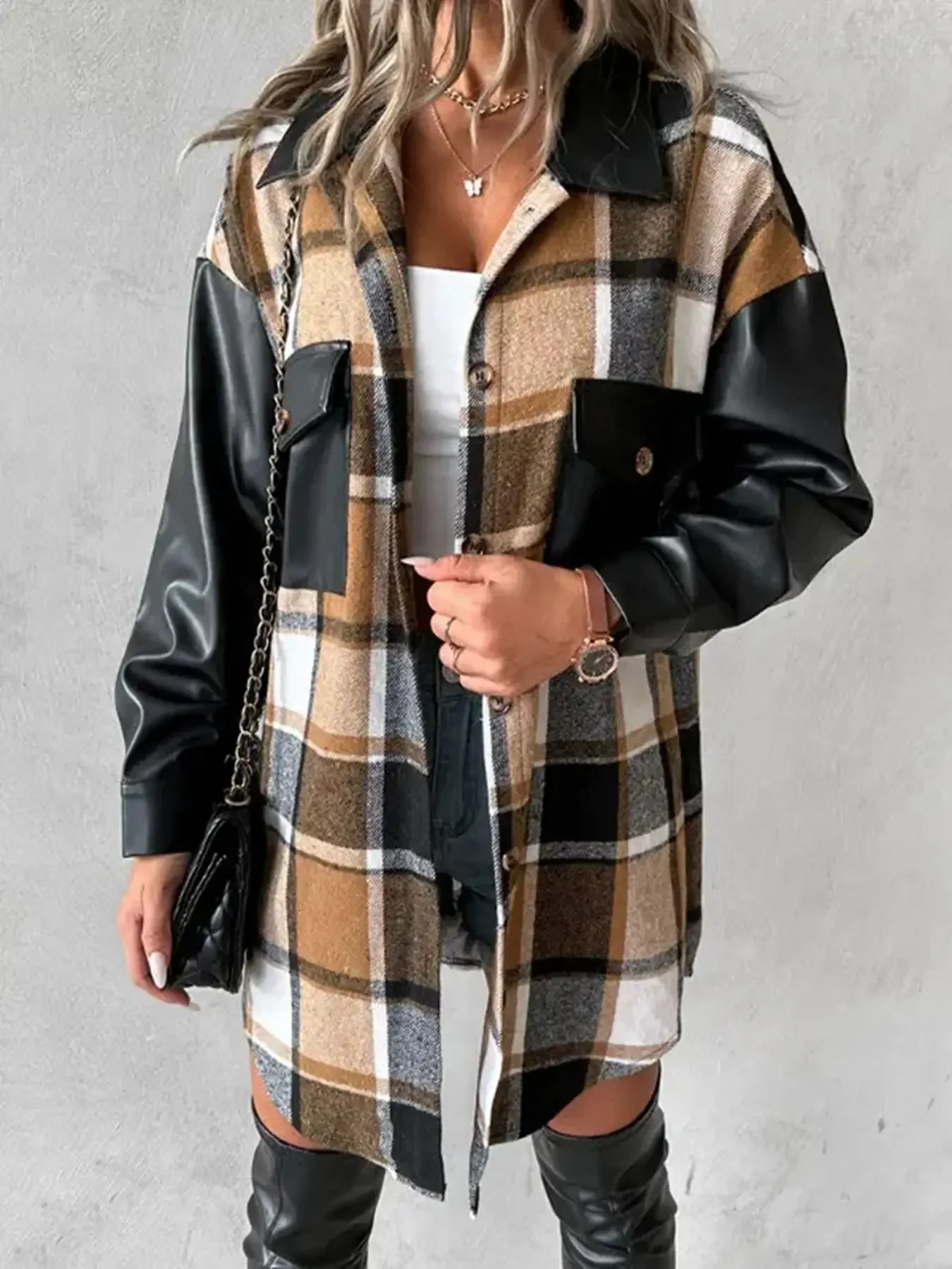 

Plus Size Women's Autumn and Winter Plaid Lapel Casual Long Sleeved Pocket Jacket Women's Fashionable Loose Patchwork Top