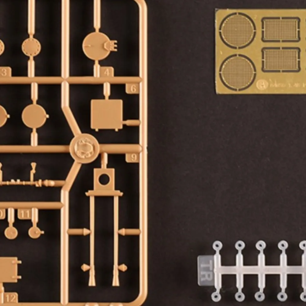 

1/48 Hobby Boss 84832 German Panther A Anti-Aircraft Tank Plastic Model Kit Historical Military Vehicle DIY Collectable Replica