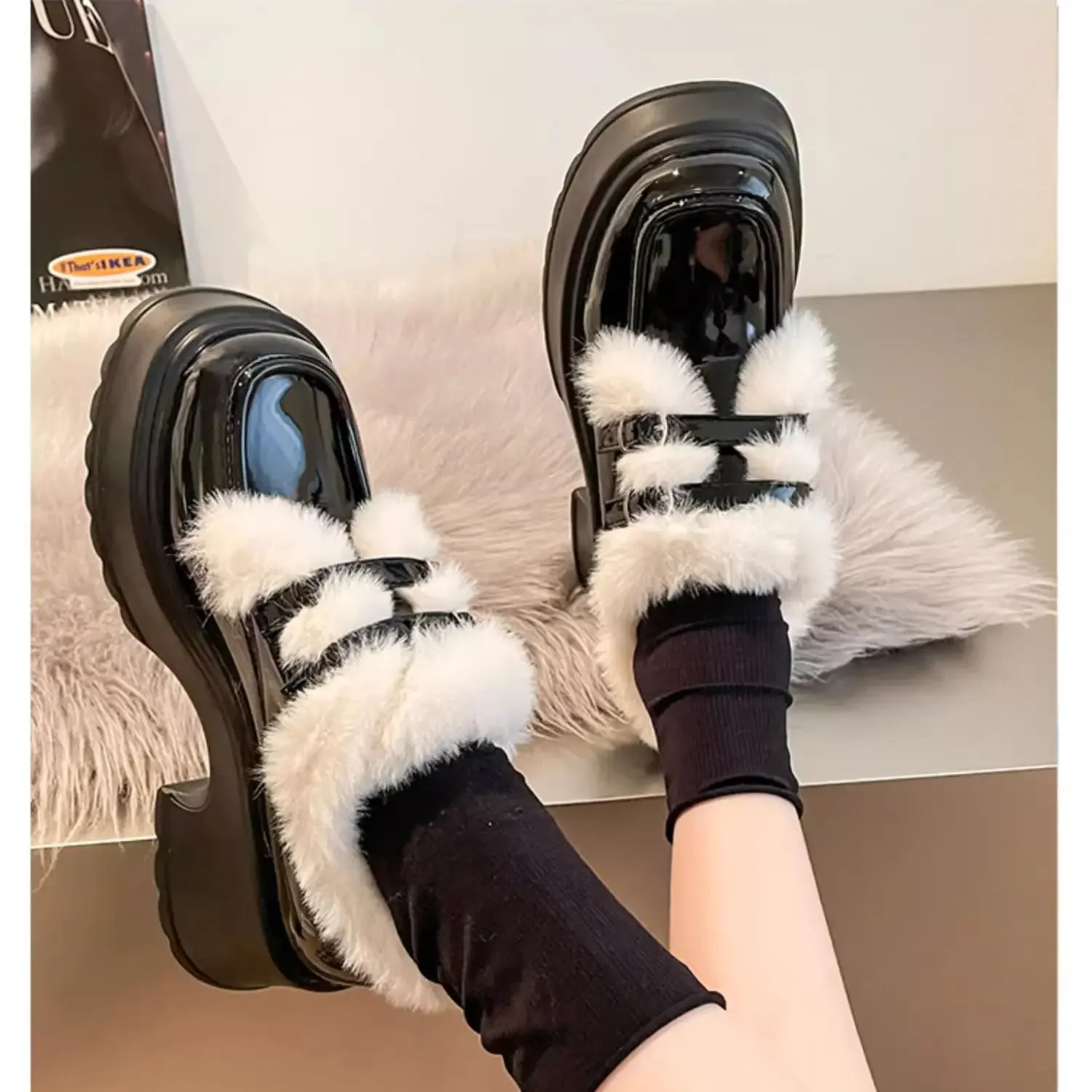 British style 2024 autumn and winter new thick soled internet famous warm fur and cotton shoes