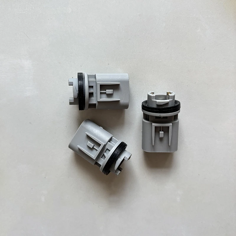 Socket for Hyundai Accent Solaris Reina Soluto K2 Rio HB20 High Mount Stop Lamp 3rd Brake Light Socket 92730-H5000 92730-H6000