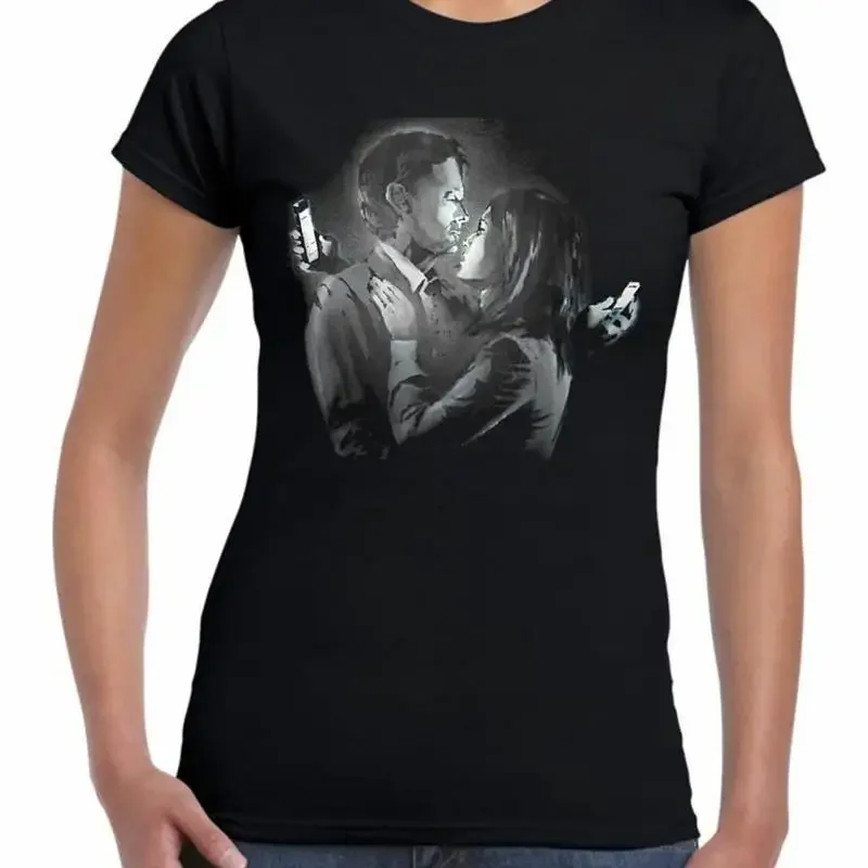 Banksy Mobile Lovers Women'S T Shirt Cellphone Urban Art Phone S To Xl