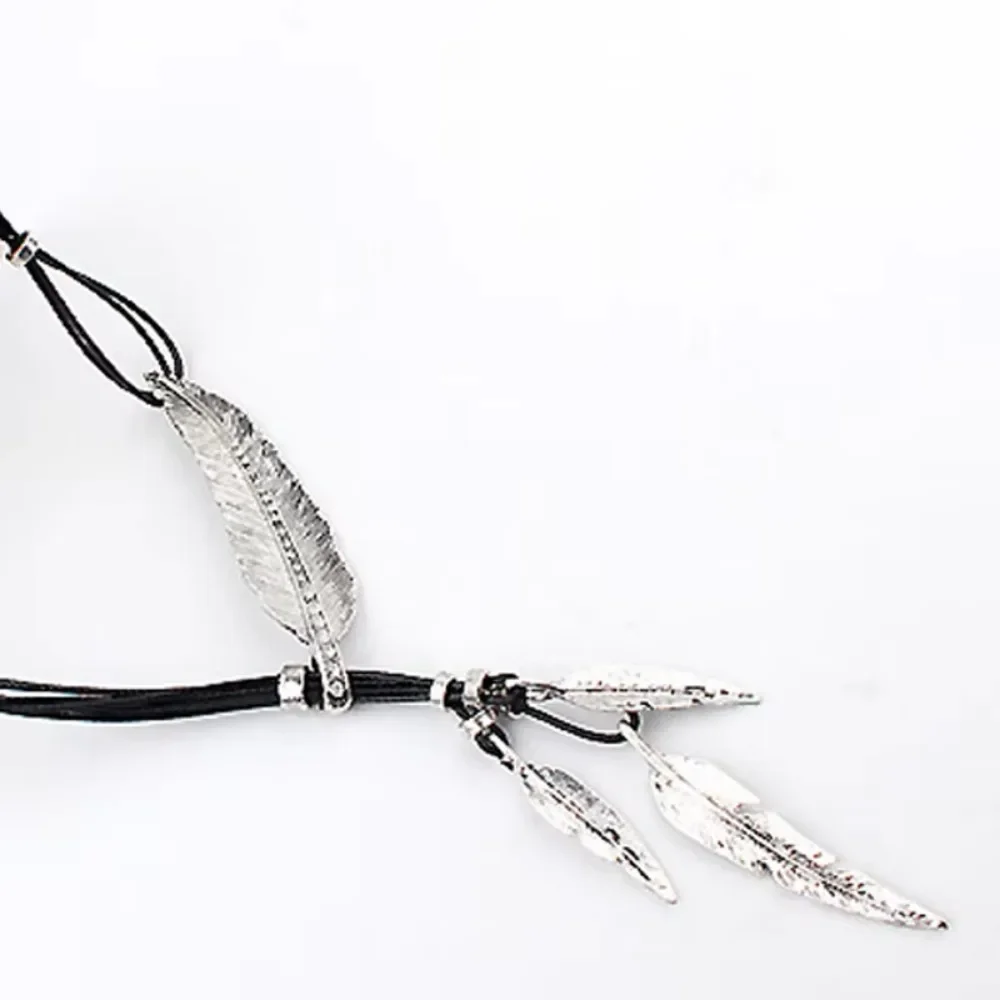 FSUNION New 2025 Hot Sale Fashion Bohemian Style Bronze Rope Chain Feather Pattern Pendant Necklace Gifts For Women