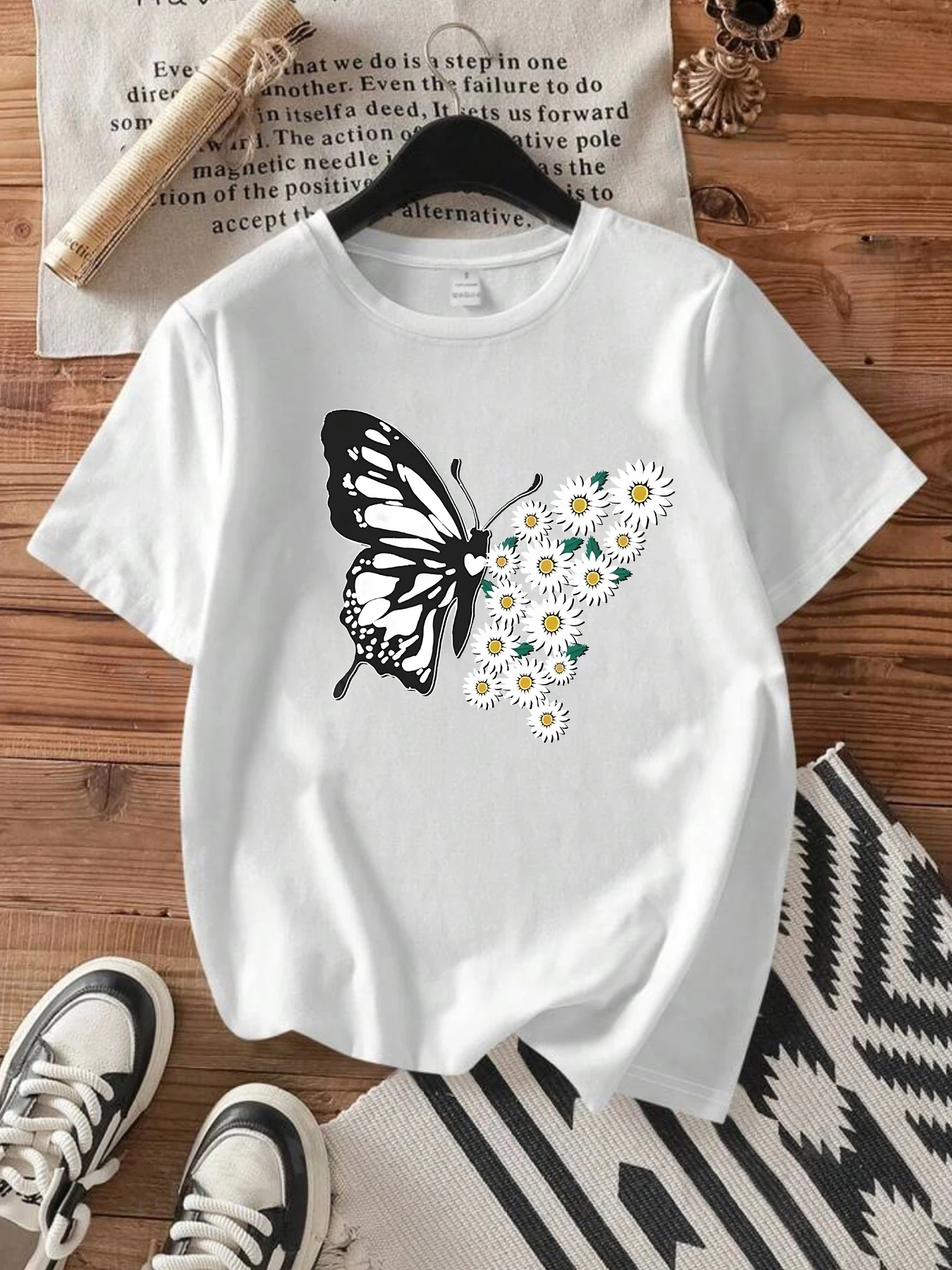 

Butterfly and white round neck plus size women T-shirt short sleeve trend printing elastic half sleeve T-shirt