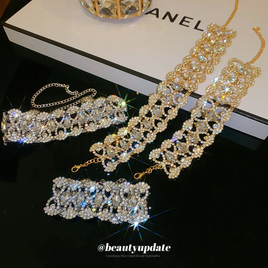 Hollow Out Sparkling Full Rhinestone Choker Bracelets Luxury Bright Shiny Crystal Necklaces Bling Prom Party Stage Neck Chains