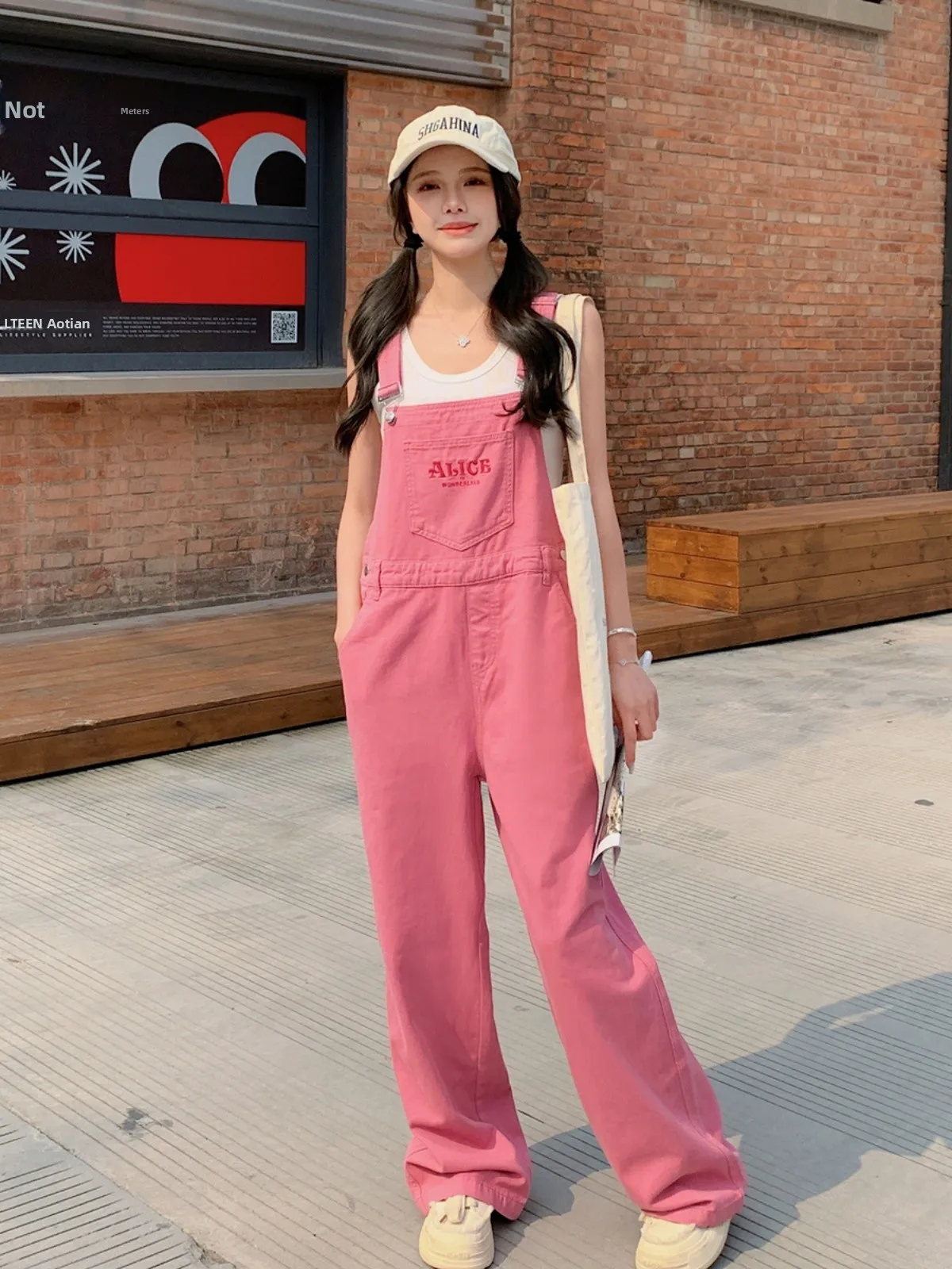 

Розовый молодежный комбинезон для работы, женский, летний 2024, милый, стройнящий, в студенческом стиле, для невысоких, с широкими штанинами