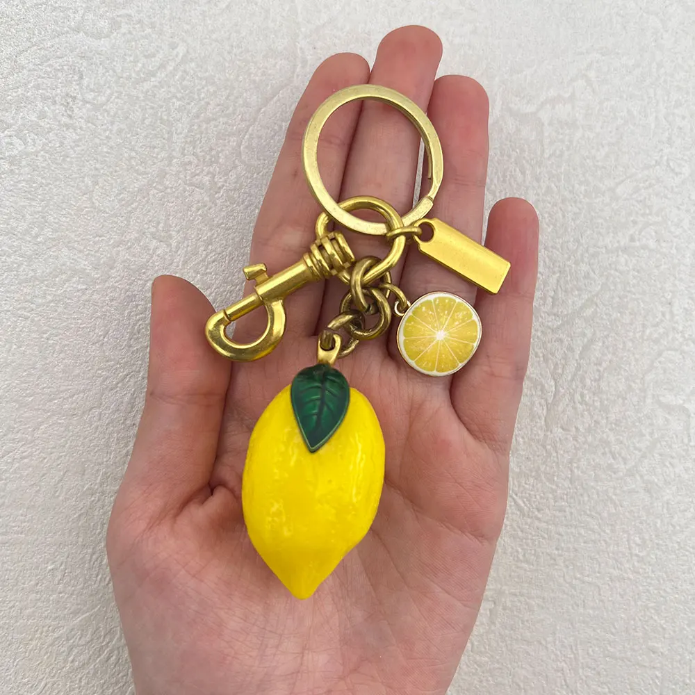 Fresh Lemon-Shaped Keychain Pendant, Vintage Metal Texture Fruit Bag Charm, High-End Car Keychain for Women, Creative Versatile Accessory, Gift for Best Friend