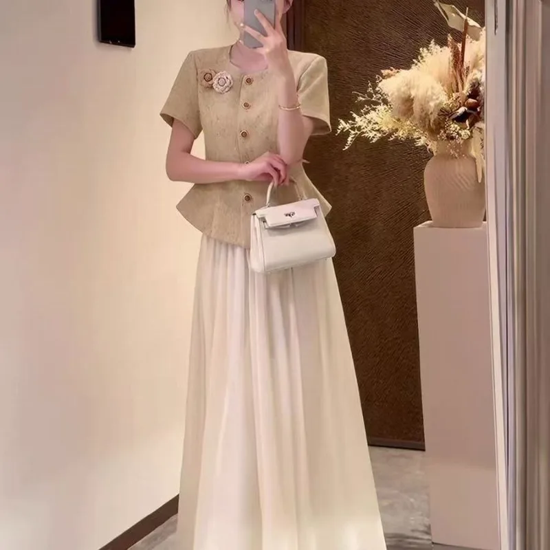 New Small Fragrant Fashion Women's Two Pieces Set Woment Summer Elegant 3D Flower Short Sleeve Shirt Top + Long Skirt Suit