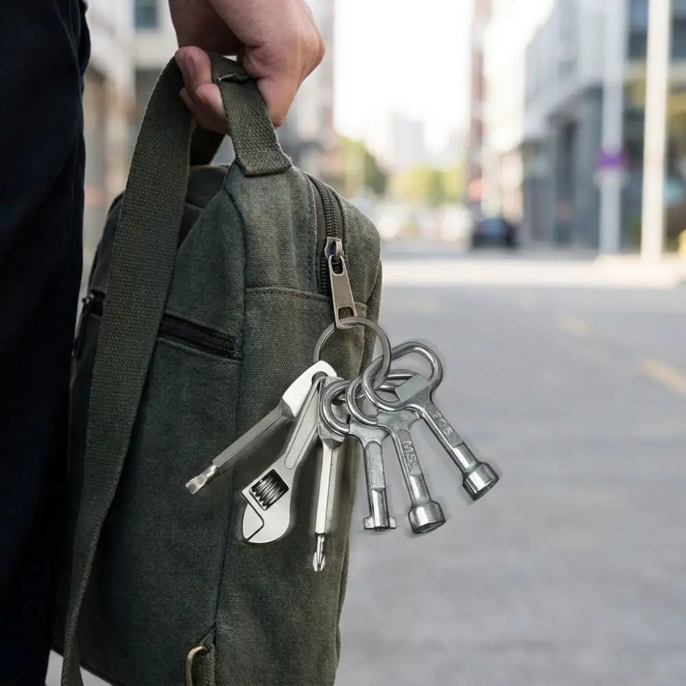 Creative Portable Wrench Keychain Multi-Function Miniature Screwdriver Set Keychain Metal Mini Screwdriver Bag Accessory