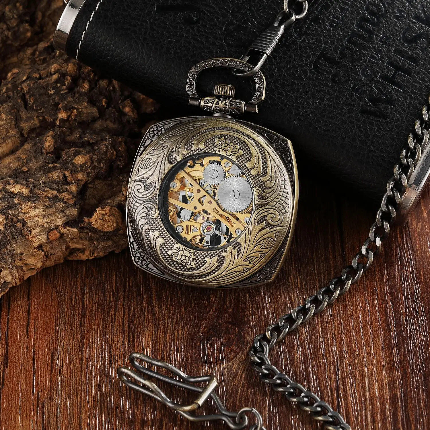 Retro Hollow Roman Numeral Square Dial Mechanical Hand Winding Pocket Watch Open Face Elegant Pendant Manual Mechanism Timepiece