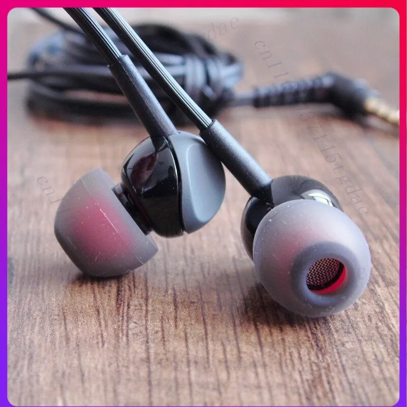 Universal for HiFi fever 3.5MM mobile phone earphones DIY shock bass earphones, e-sports PUBG singing