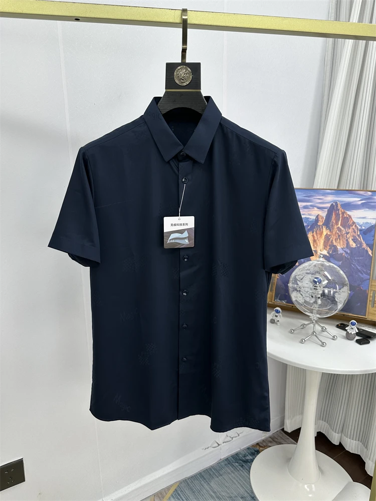 

Smooth Skin-Friendly Anti-Wrinkle No-iron Slim Fit Short Sleeve Casual Shirt for Men Office Commute Thin Style Male Top