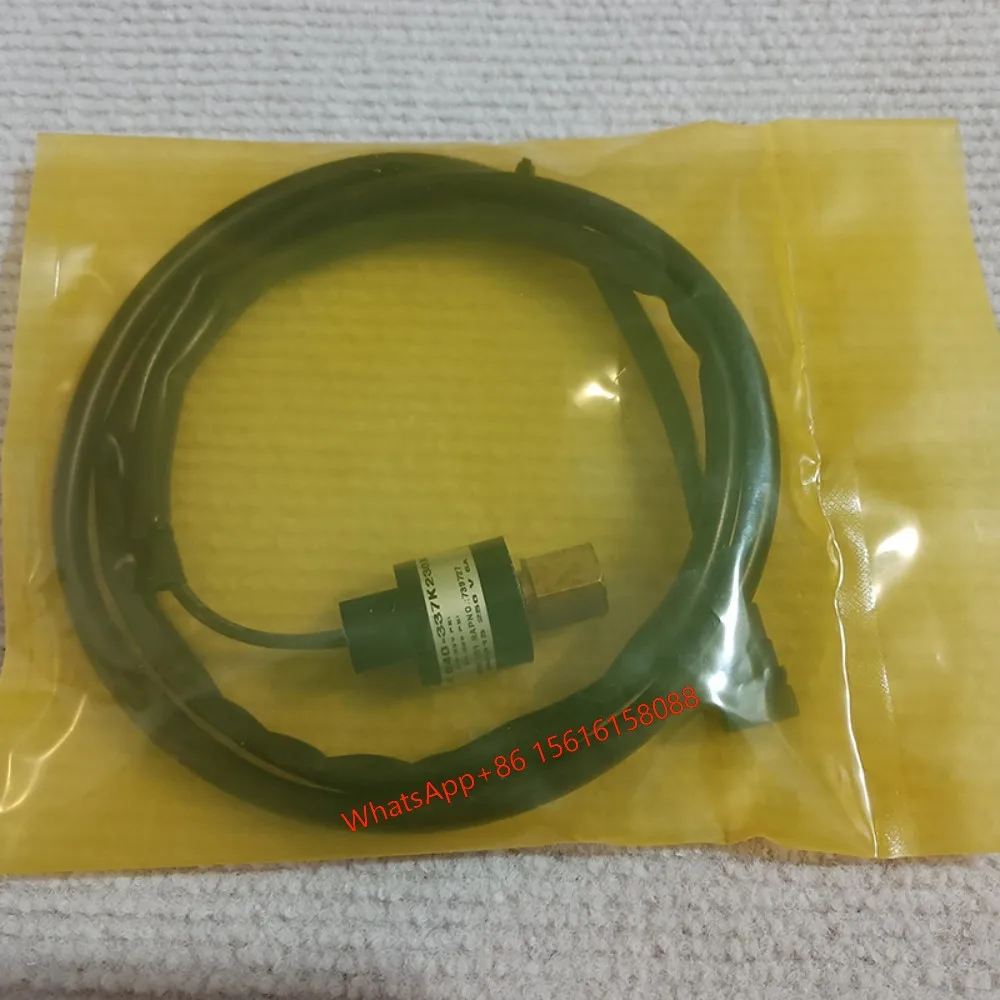 

HVAC refrigeration compressor original spare parts 025W39956-001 switch