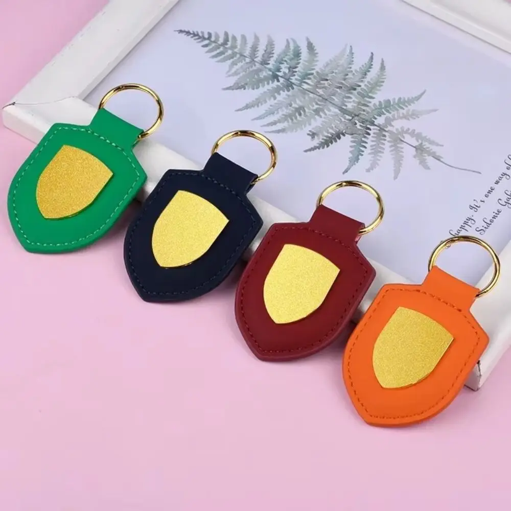 Fashion Leather Car Keychain Exquisite Zinc Alloy Couple Key Chain Portable Durable Shield Car Keychain Travel