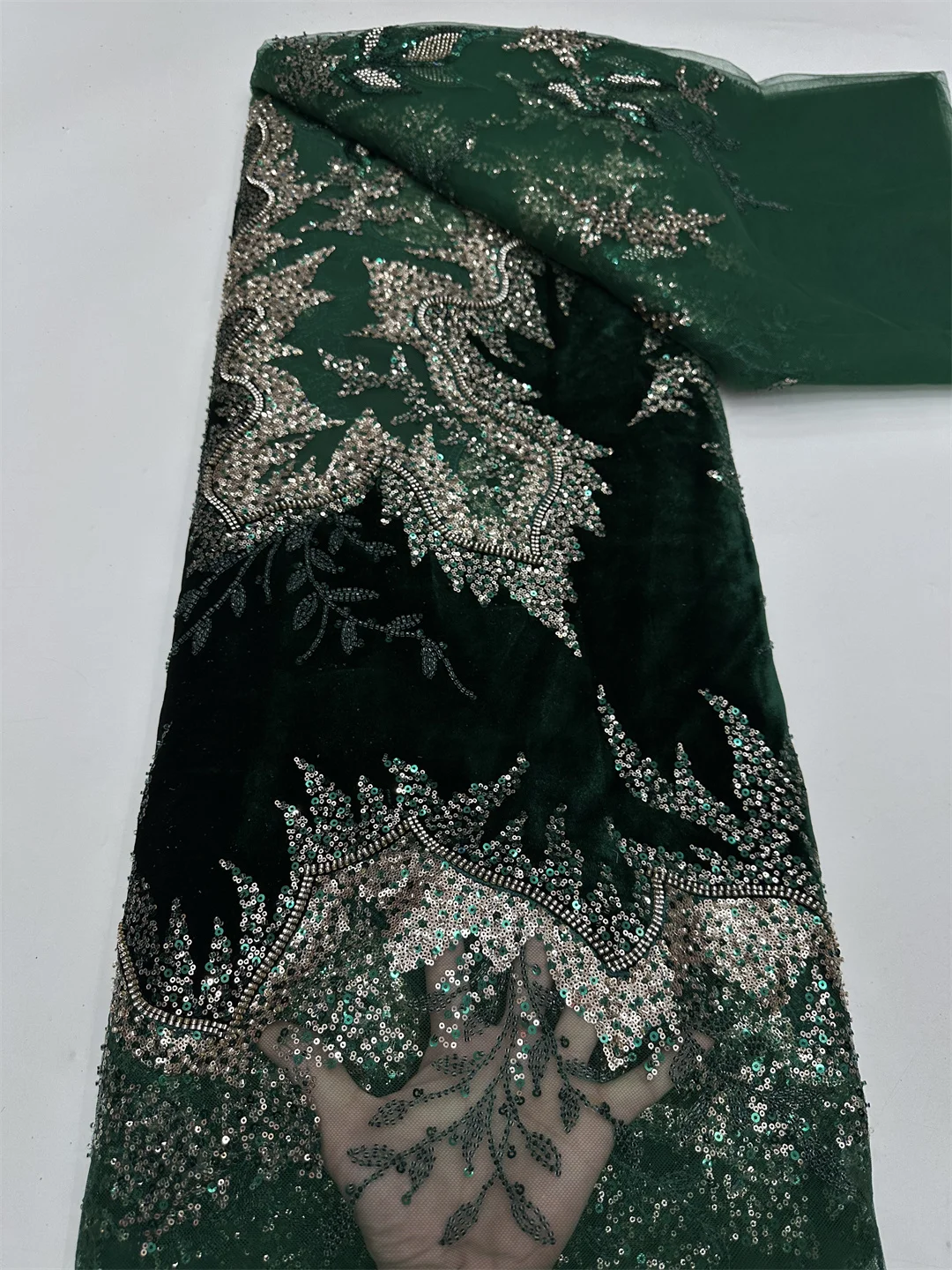 

Luxury Velvet Nigerian Beads Net Lace Fabric High Quality 2025 African Lace Embroidery Fabric Sequins Luxury For Wedding Dress