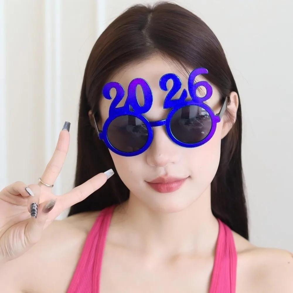 

Shiny 2026 Happy New Year Glasses Cute Creative Christmas Glasses Sweet Colorful New Year Decorative Sunglasses