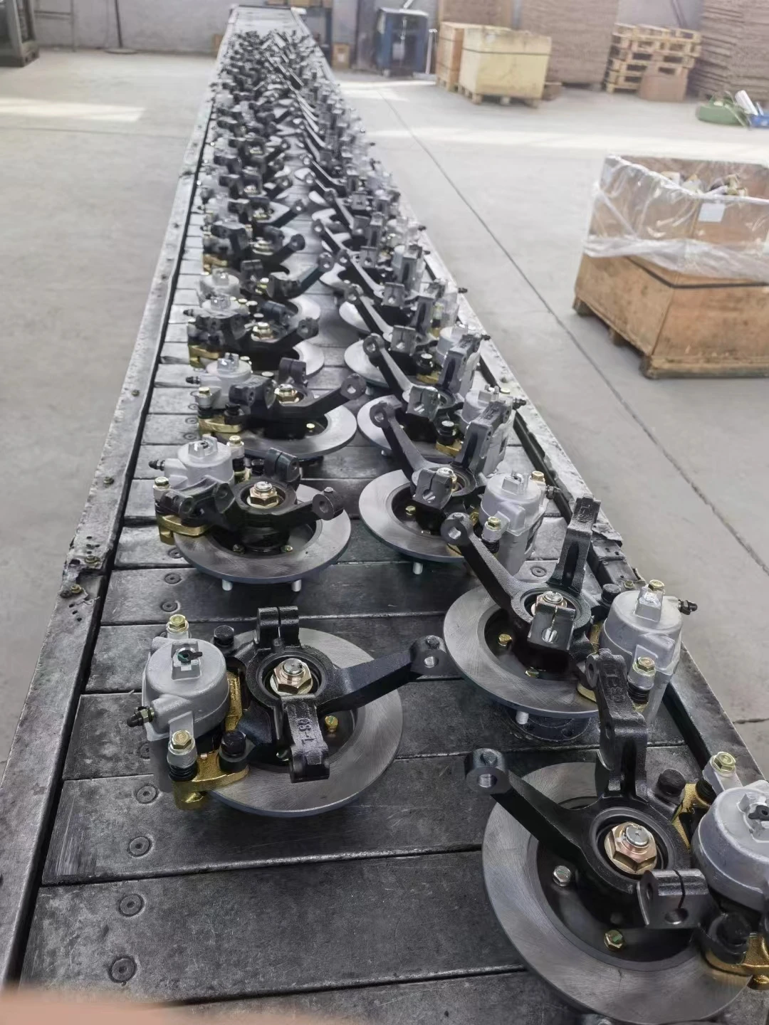 أسطوانة الفرامل الأمامية للسيارة الكهربائية، والقرص، ومحور العجلة ومجموعة مفصل التوجيه #4