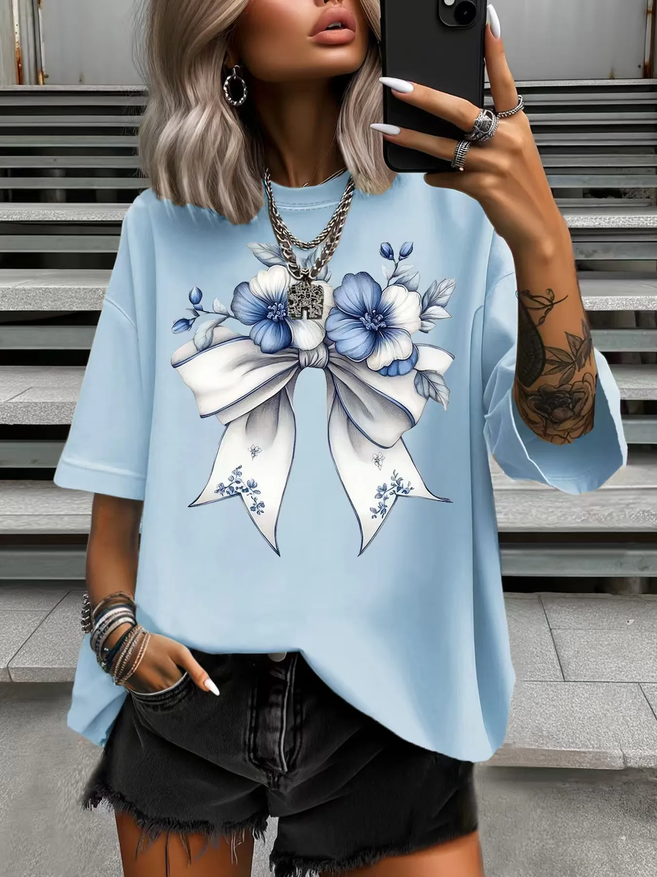 

Summer Women's Plus Size T-Shirt Original Design Fashion Blue Flower Bowknot Printed Women's Casual Crew Neck Short Sleeved Tops