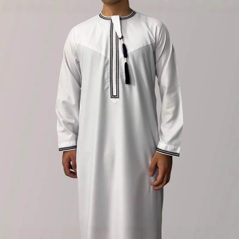 Nova cor sólida em torno do pescoço bordado de tamanho grosso omani robe árabe saudita masculino de manga comprida robe