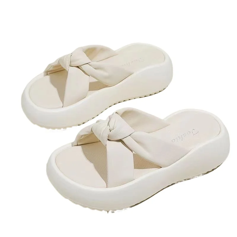 Low Slippers Women Summer Shoes Slides Platform Pantofle Shale Female Beach Fashion Soft 2024 Sabot Luxury Flat Fabric Rome Rubb