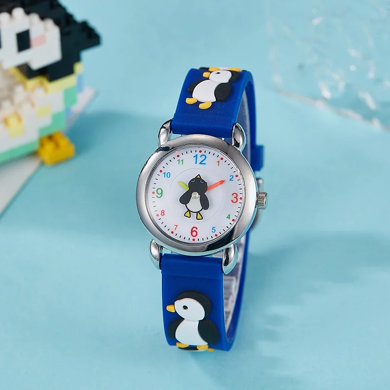 ساعة أطفال بطريق كرتوني جديد، ساعة كوارتز عالية الجودة للأطفال، حزام رياضي بلاستيكي