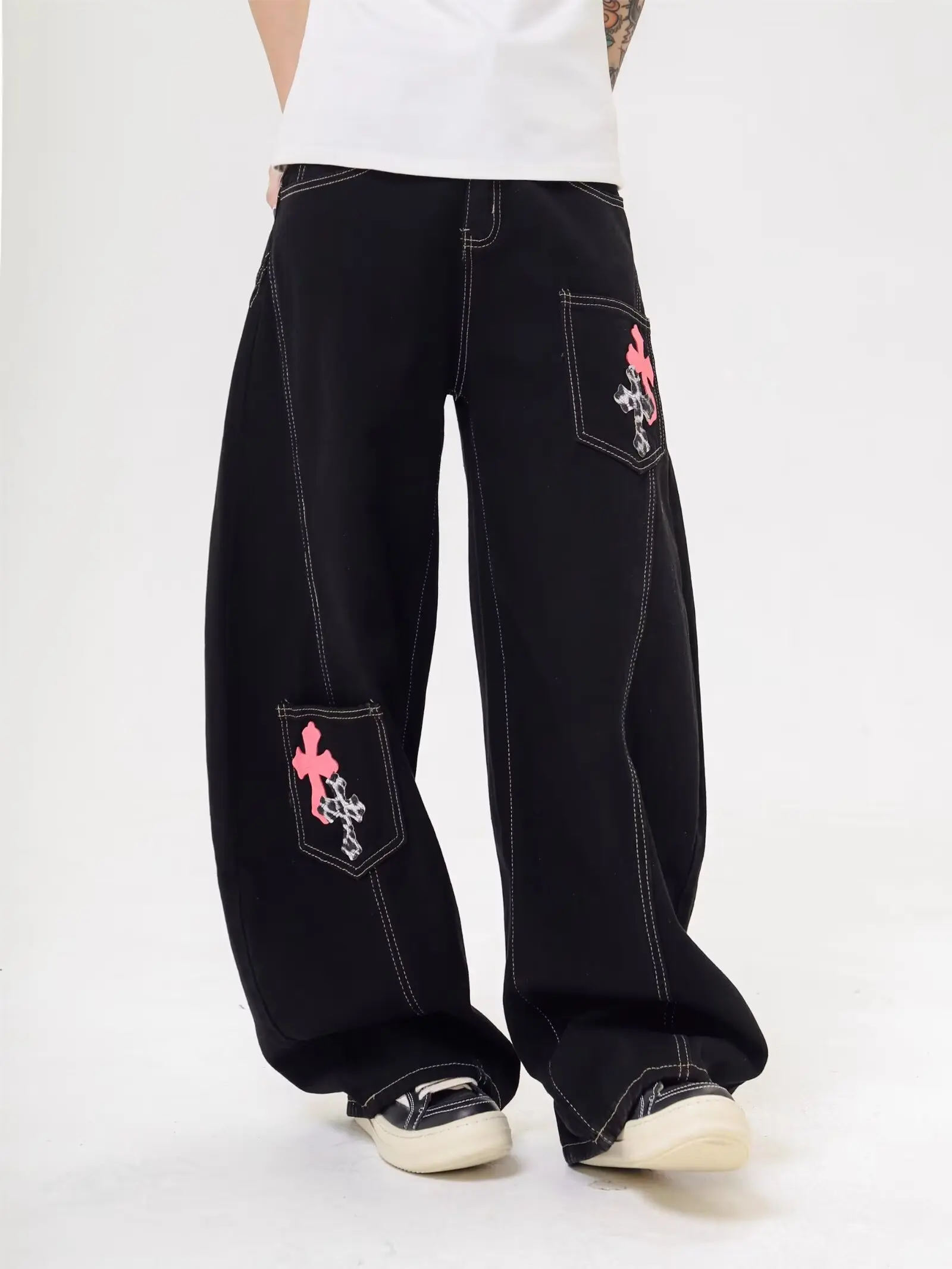 جينز ديني أسود منحني على الطراز الأمريكي مع طباعة متقاطعة متعددة الاستخدامات لكل من الرجال والنساء سروال Y2K فضفاض مناسب #4