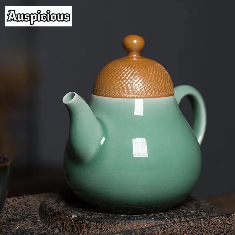 

260ml Handmade Raw Ore Jumping Knife Teapot High Grade Longquan Celadon Pot Brewing Tea Filter Pear Kettle Kung Fu Teaset Gifts