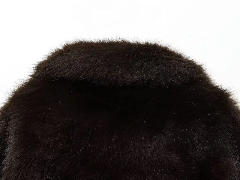 Veste courte à manches longues pour femme, à la mode et chaude, nouveau Style, marron foncé, effet fausse fourrure, automne 2025