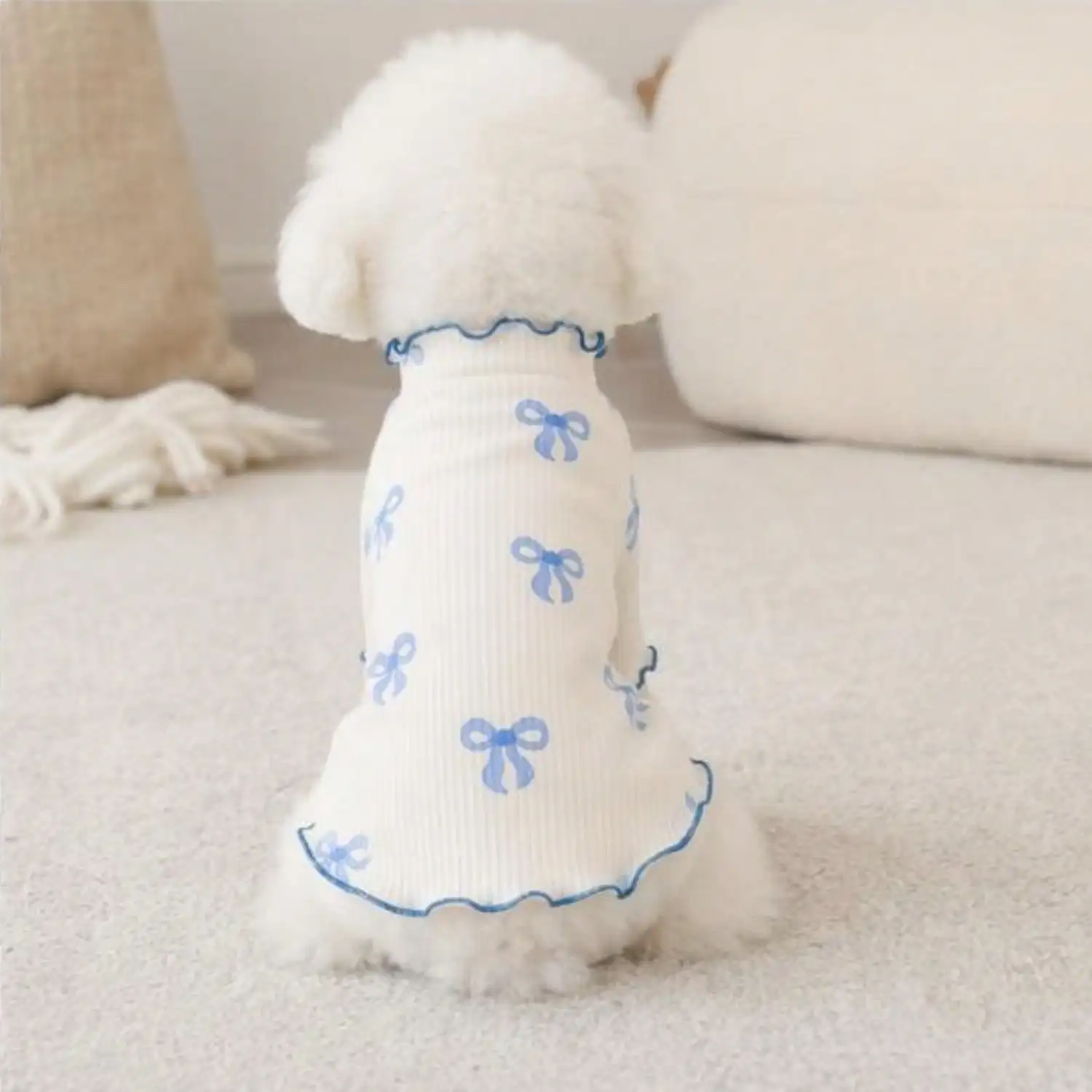 Geripptes Haustier-T-Shirt mit Herz- und Schleifendruck und Rüschenbesatz für kleine Hunde und Katzen – Detail 27