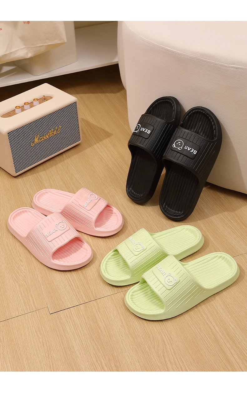 Cute Bear Summer Slippers Women Men Soft EVA Thick Platform Slides Non-Slip Quick-Drying Bathroom Shower Shoes Indoor Home Mule